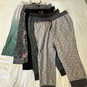 Five pairs of torrid joggers size 12 0